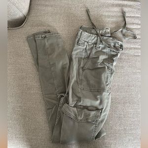 American eagle green cargo skinny pants